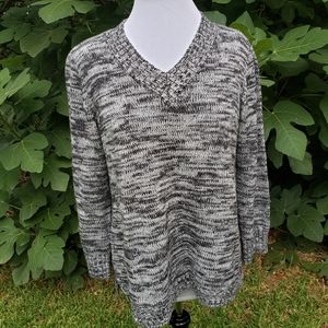 Faded Glory Black and White Vee Neck Sweater Size 1X